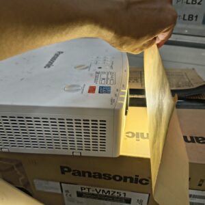 Menggunakan kertas amplop coklat saat proyektor nyala